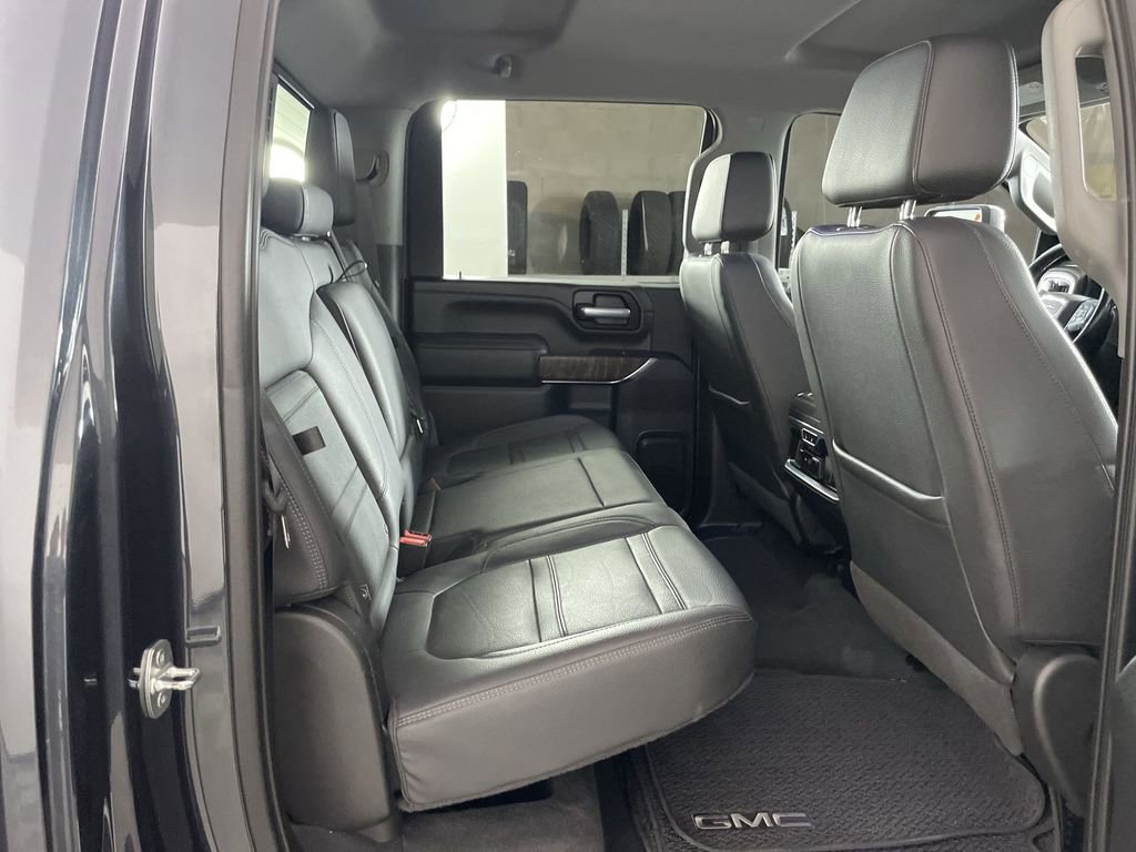 Used 2021 GMC Sierra 3500 Denali w/ Technology Package image 18