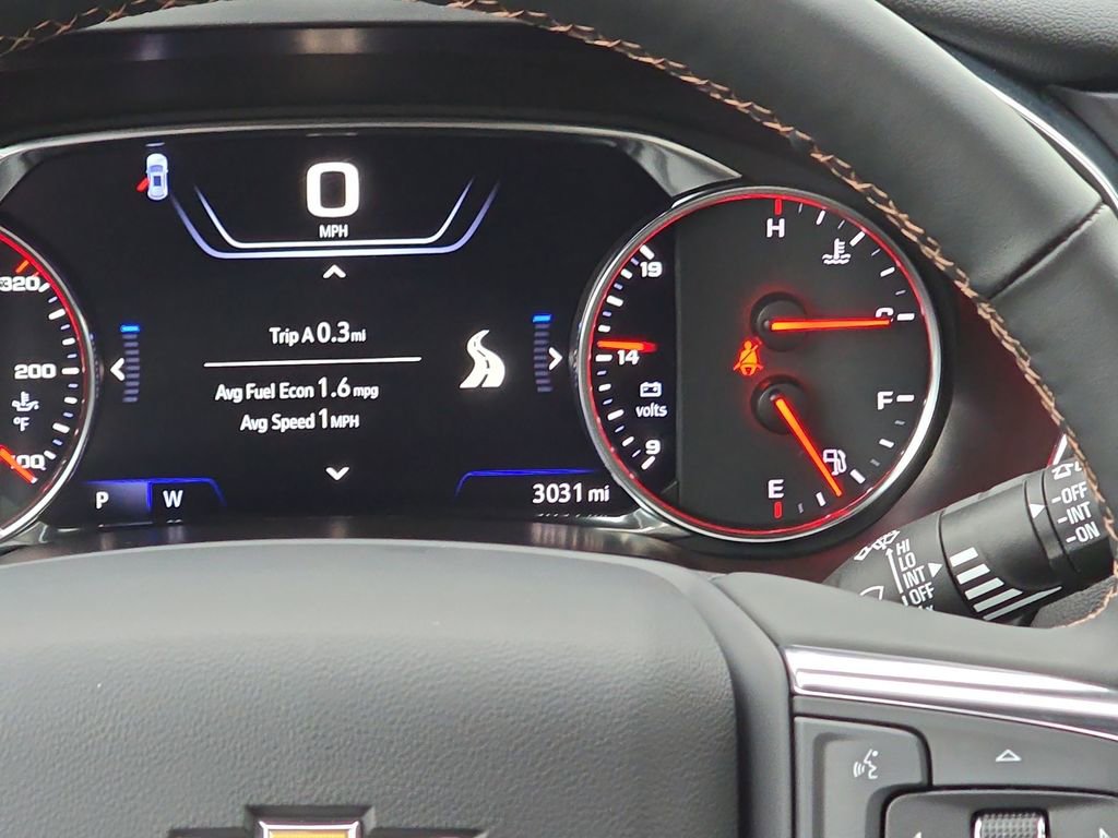 New 2025 Chevrolet Blazer Premier w/ Driver Confidence II Package AWD/4WD image 13