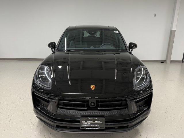 Certified 2023 Porsche Macan image 10
