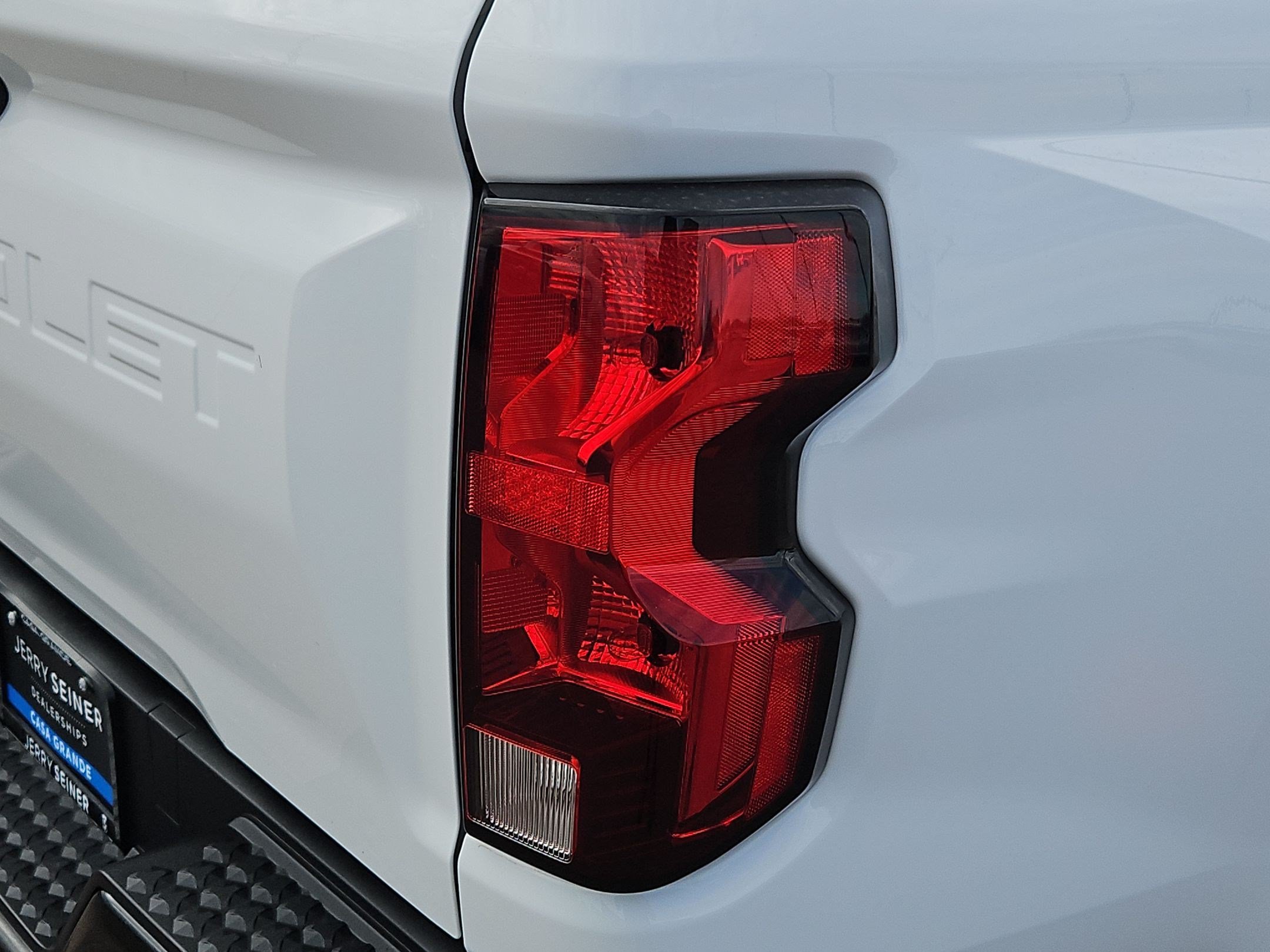Used 2025 Chevrolet Colorado W/T w/ Advanced Trailering Package RWD image 11