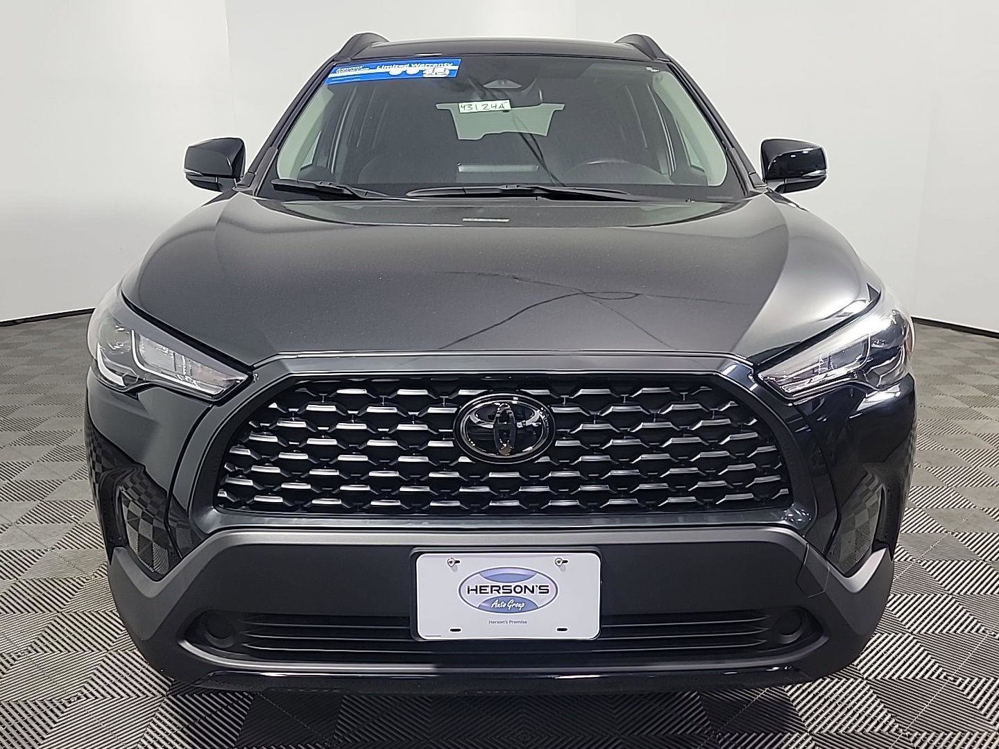 Used 2024 Toyota Corolla Cross LE w/ Black Badges Package (TMS) image 12