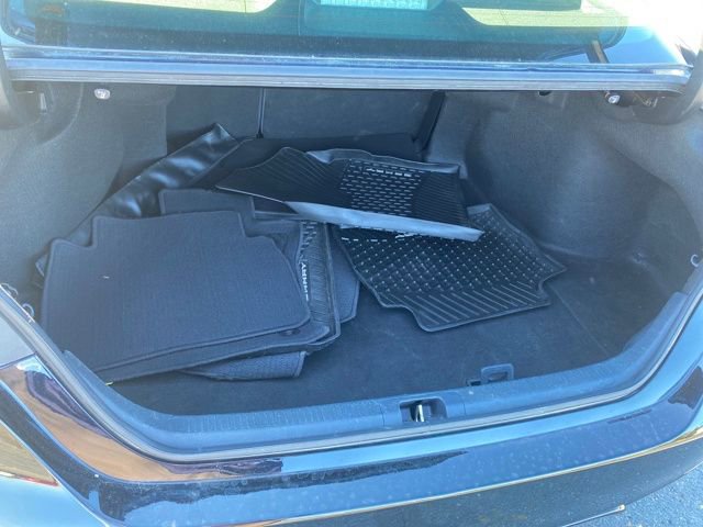 Used 2022 Toyota Camry SE image 19