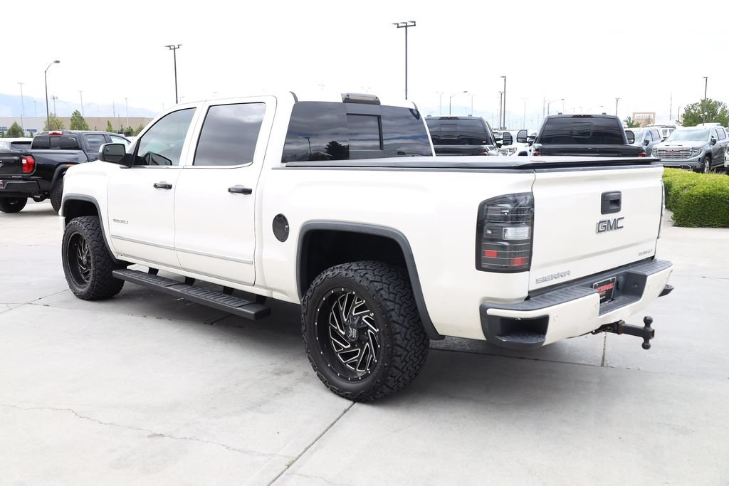 Used 2015 GMC Sierra 1500 Denali w/ Driver Alert Package AWD/4WD image 4