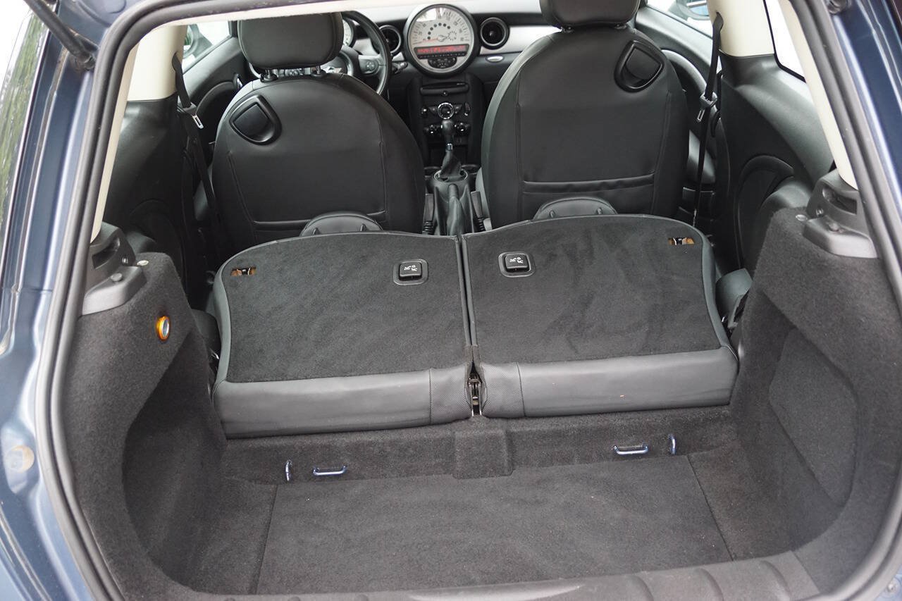 Used 2011 MINI Cooper Hardtop FWD image 29