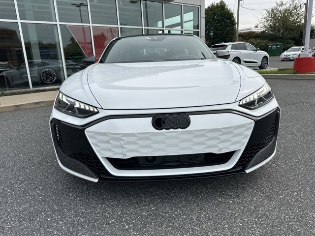 New 2025 Audi RS e-tron GT performance image 9