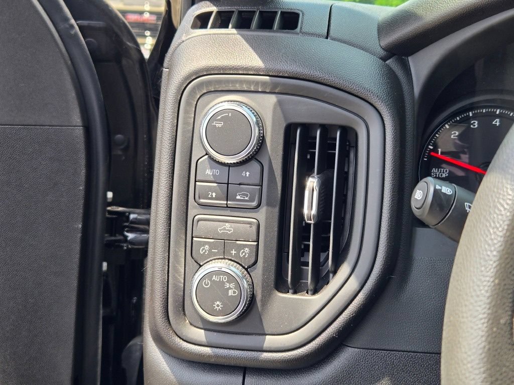 New 2026 GMC Sierra 1500 Pro w/ Graphite Edition AWD/4WD image 40