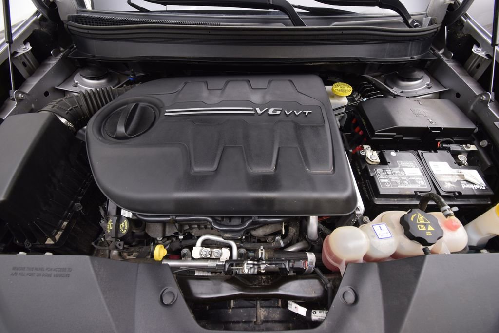 Used 2019 Jeep Cherokee Limited image 28