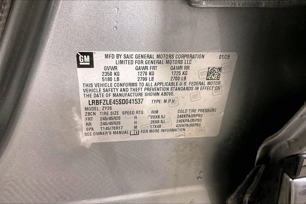 Used 2025 Buick Envision Sport Touring AWD/4WD image 43