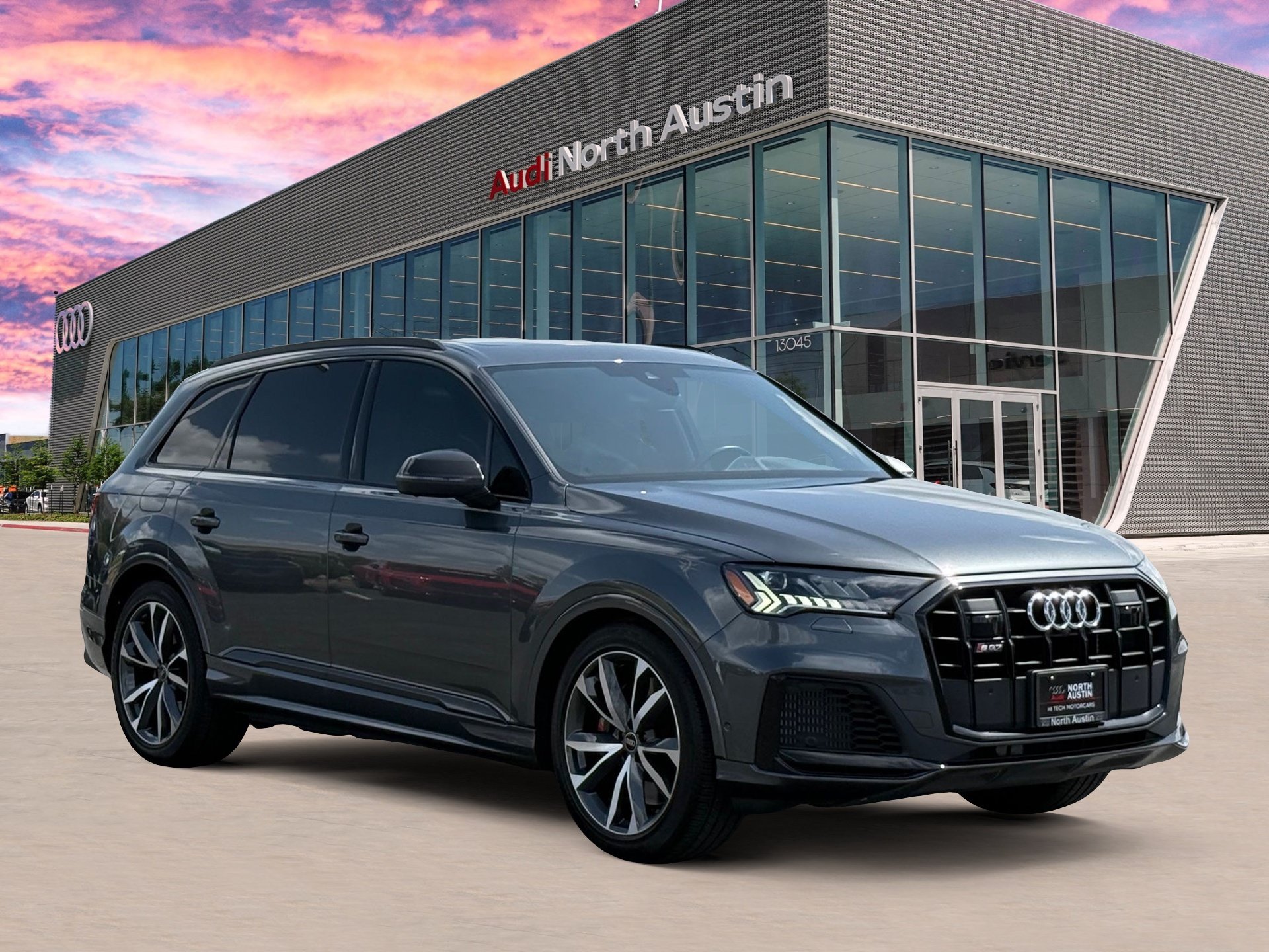 Used 2024 Audi SQ7 Premium Plus w/ Carbon Package AWD/4WD image 7