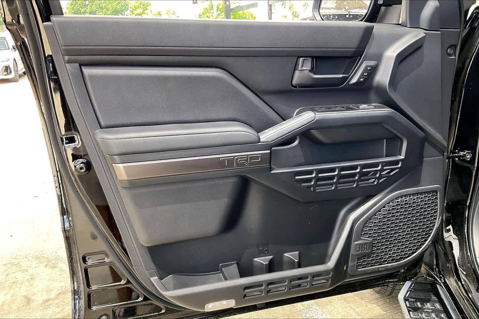 Used 2026 Toyota 4Runner TRD Off-Road Premium AWD/4WD image 21