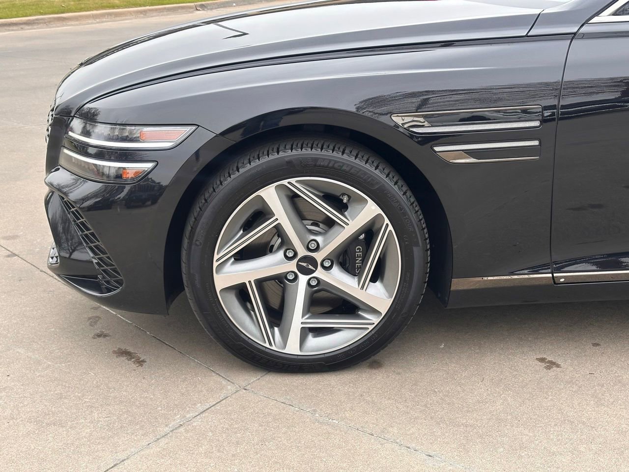 Used 2025 Genesis G80 3.5T Sport image 10