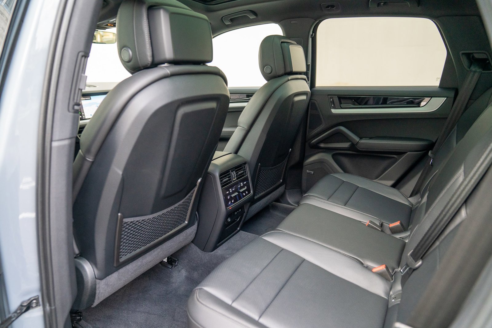 Certified 2026 Porsche Cayenne image 22