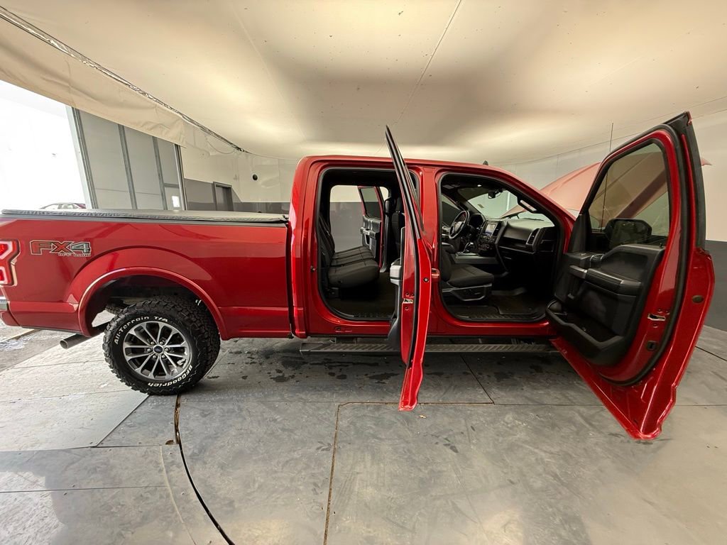 Used 2020 Ford F150 XLT w/ Equipment Group 302A Luxury AWD/4WD image 33