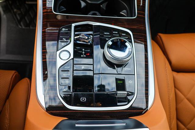 New 2026 BMW X5 xDrive50e image 18