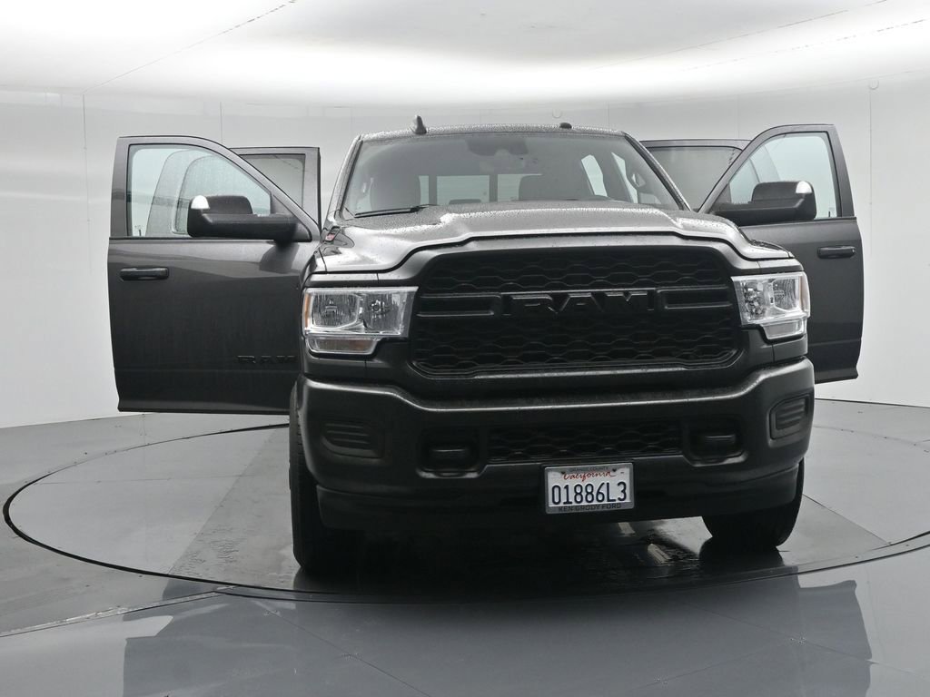 Used 2022 RAM 3500 Tradesman w/ Safety Group image 31