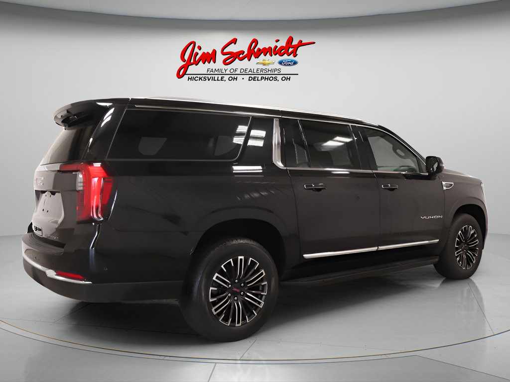 Used 2025 GMC Yukon XL Elevation AWD/4WD image 5