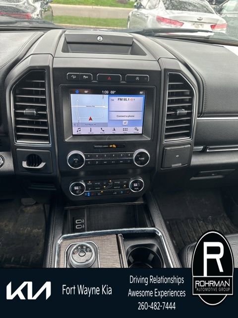Used 2019 Ford Expedition Limited image 11