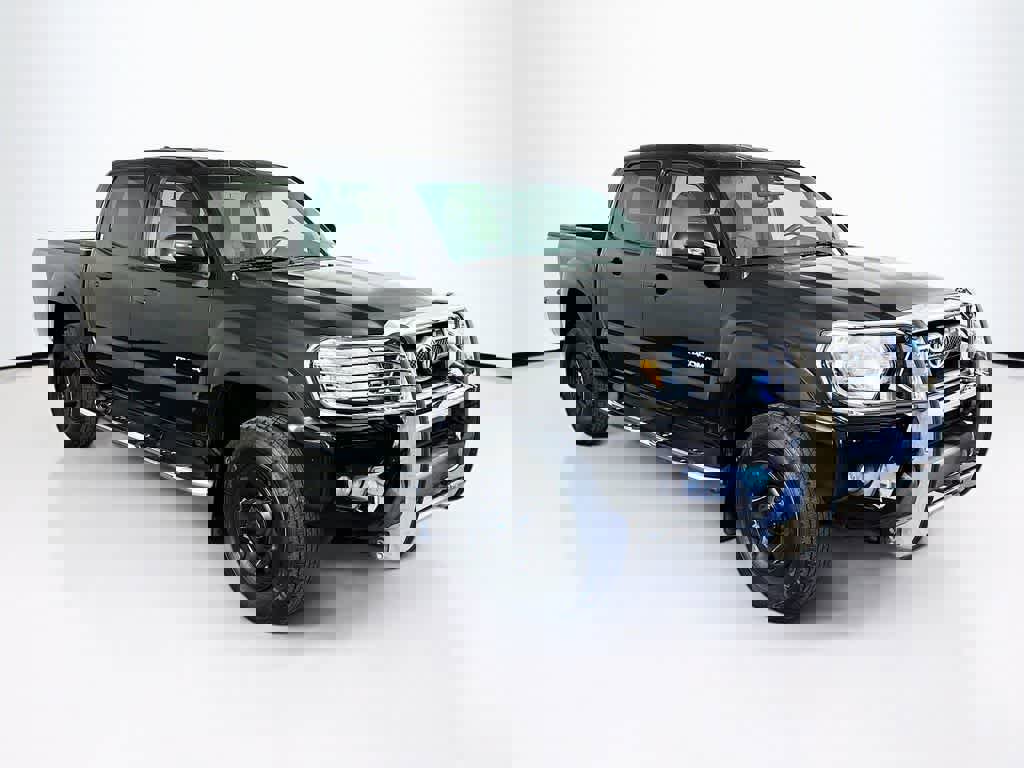 Used 2014 Toyota Tacoma PreRunner w/ SR5 Package RWD image 23