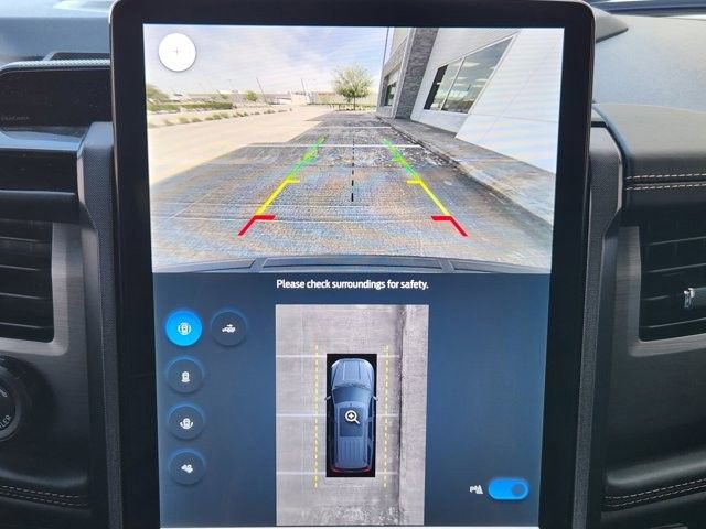 Used 2024 Ford Expedition Platinum image 16