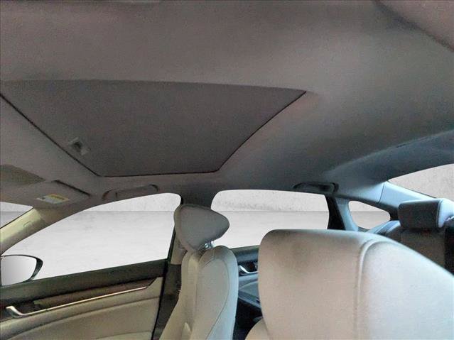 Used 2019 Honda Accord EX image 22