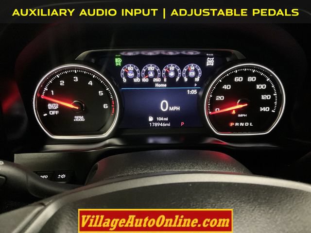 Used 2019 Chevrolet Silverado 1500 High Country w/ Technology Package AWD/4WD image 17