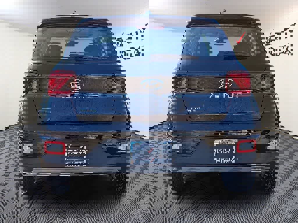 New 2026 Hyundai Venue SE image 5