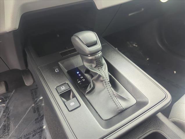 Used 2026 Toyota Corolla Cross L FWD image 14