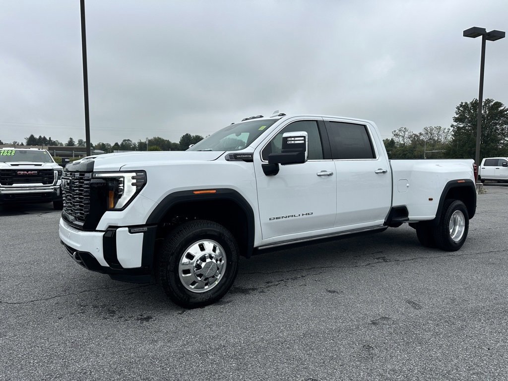 New 2026 GMC Sierra 3500 Denali Ultimate image 2