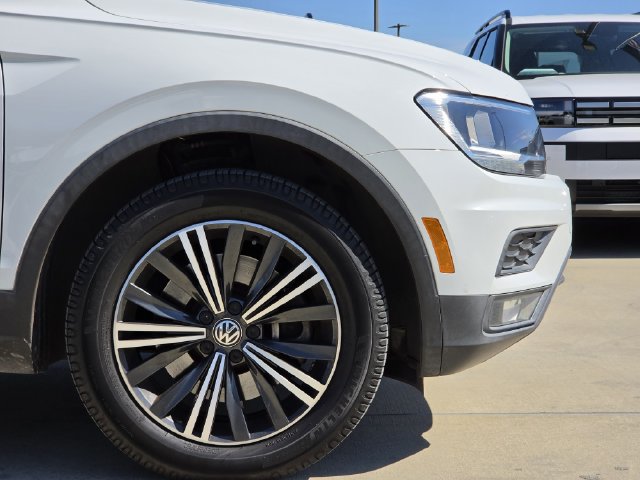 Used 2018 Volkswagen Tiguan SE FWD image 10