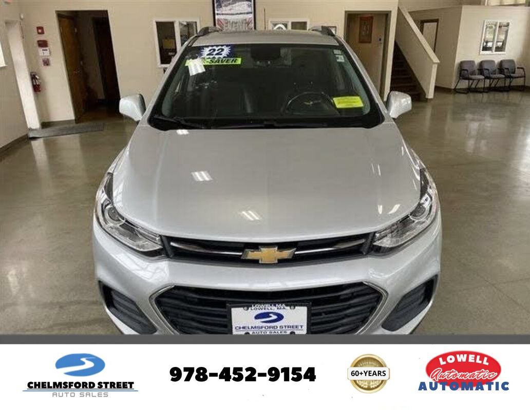 Used 2022 Chevrolet Trax LT w/ Driver Confidence Package AWD/4WD image 1