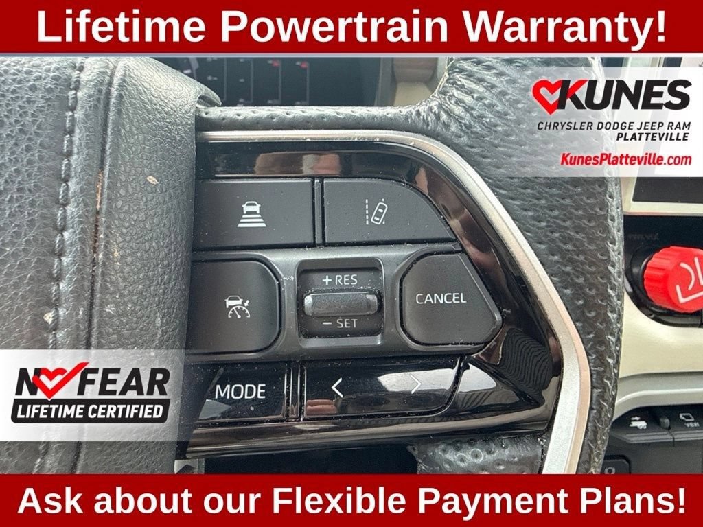 Used 2024 Toyota Sequoia Capstone AWD/4WD image 29