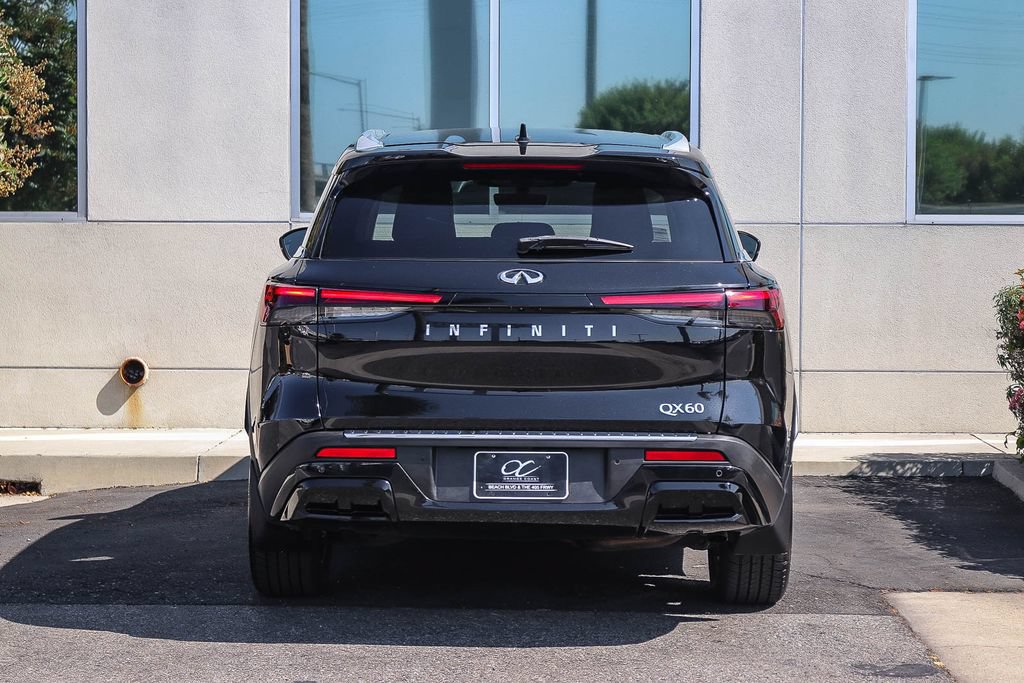 Certified 2023 INFINITI QX60 Luxe w/ Cargo Package FWD image 7