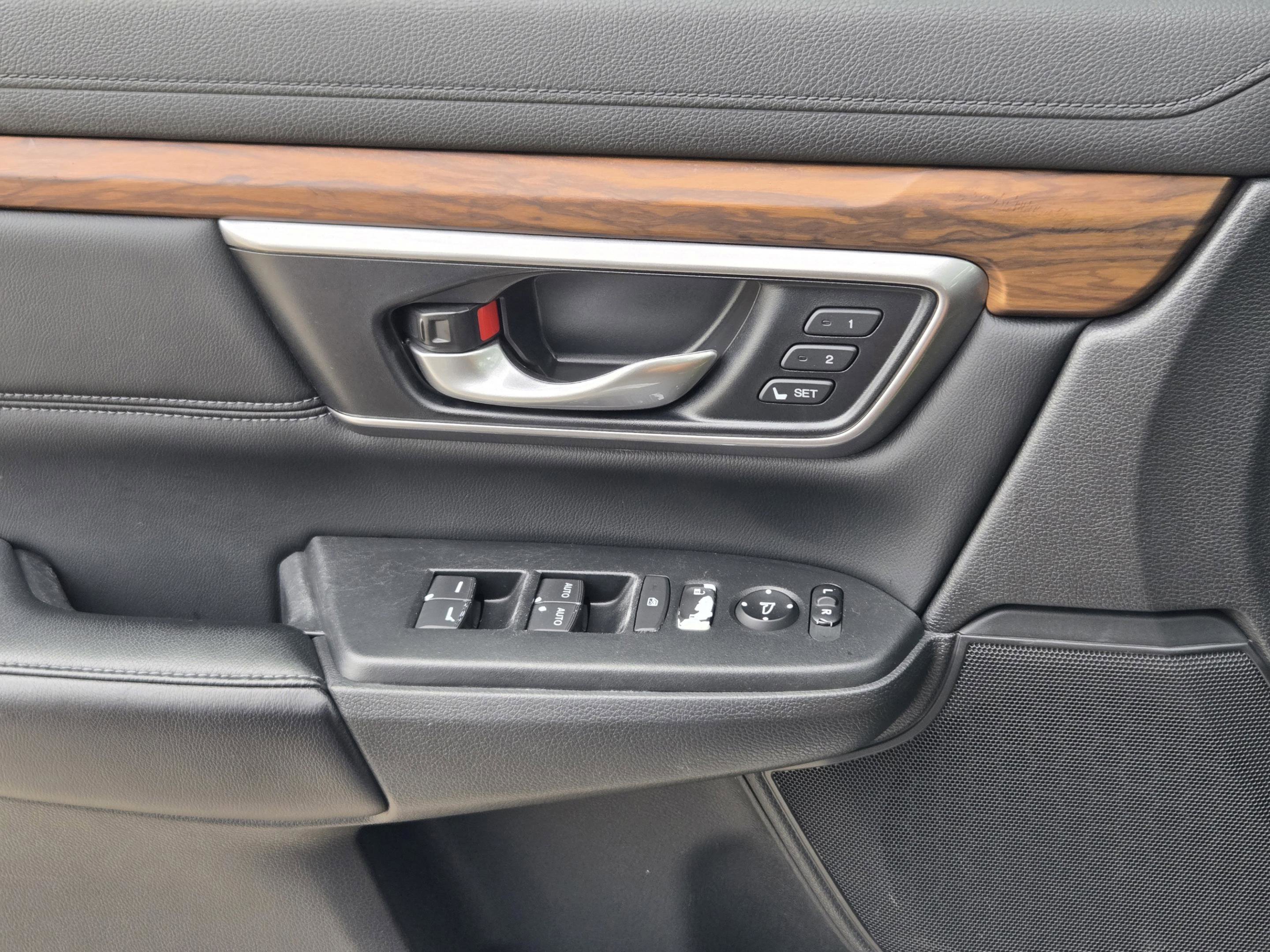 Used 2018 Honda CR-V EX-L image 28