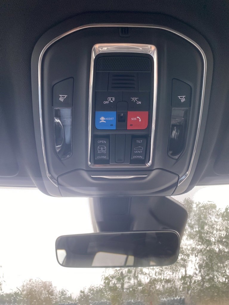 New 2025 Jeep Grand Cherokee Laredo X w/ Trailer Tow Package image 37