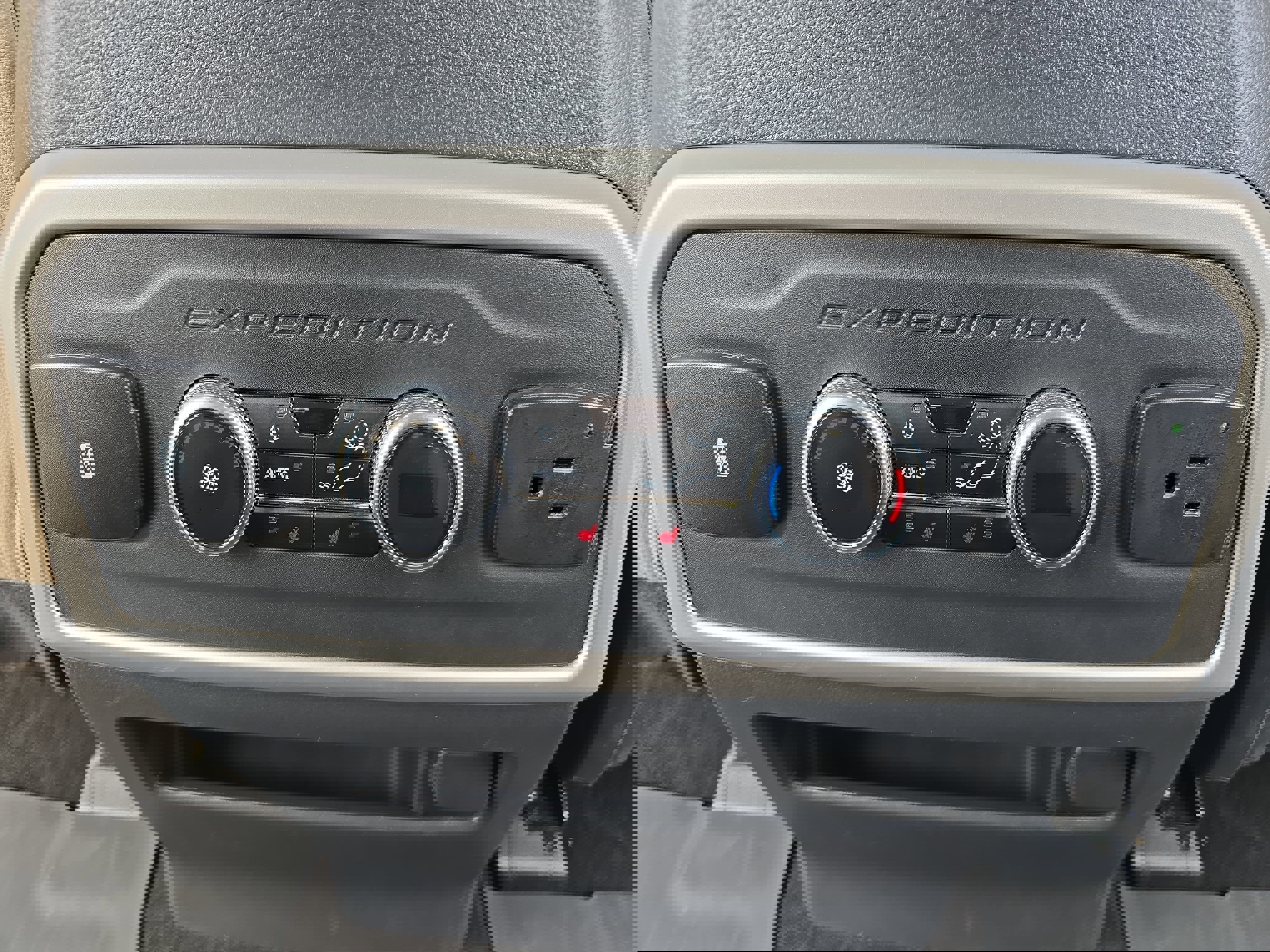 Used 2023 Ford Expedition Max Limited image 12