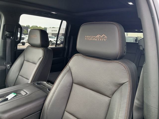 Certified 2023 Chevrolet Suburban High Country image 10