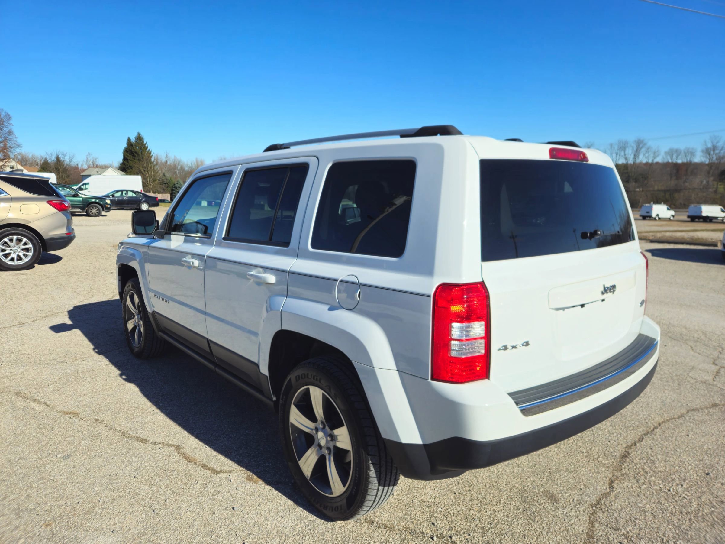 Used 2016 Jeep Patriot High Altitude image 8
