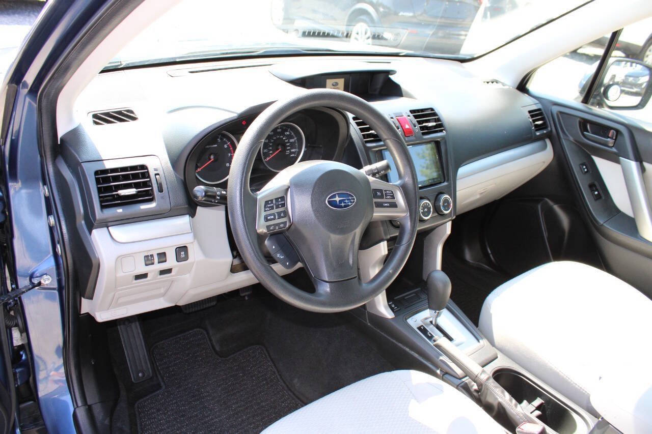 Used 2014 Subaru Forester 2.5i Premium AWD/4WD image 13