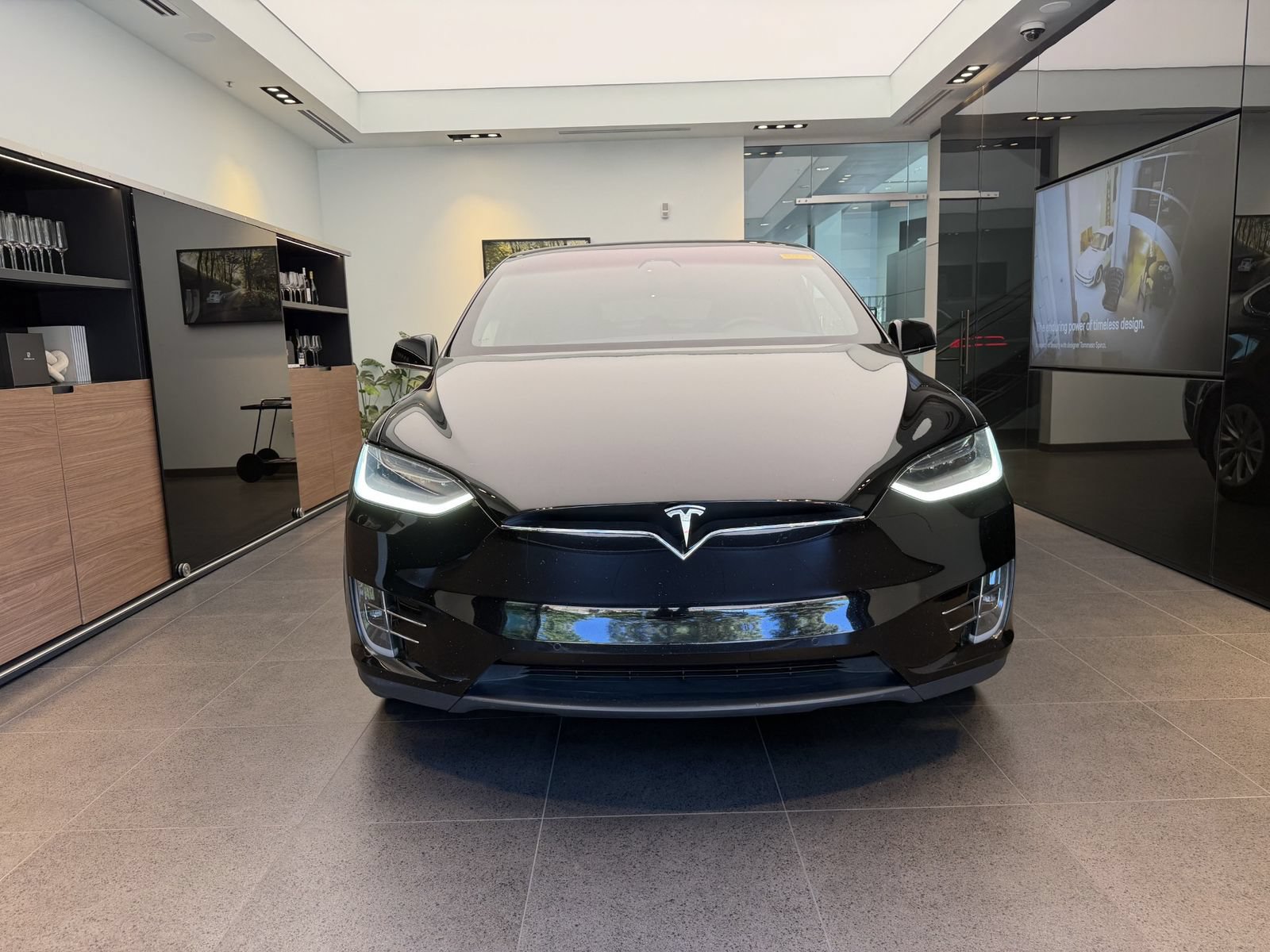 Used 2021 Tesla Model X Long Range AWD/4WD image 5