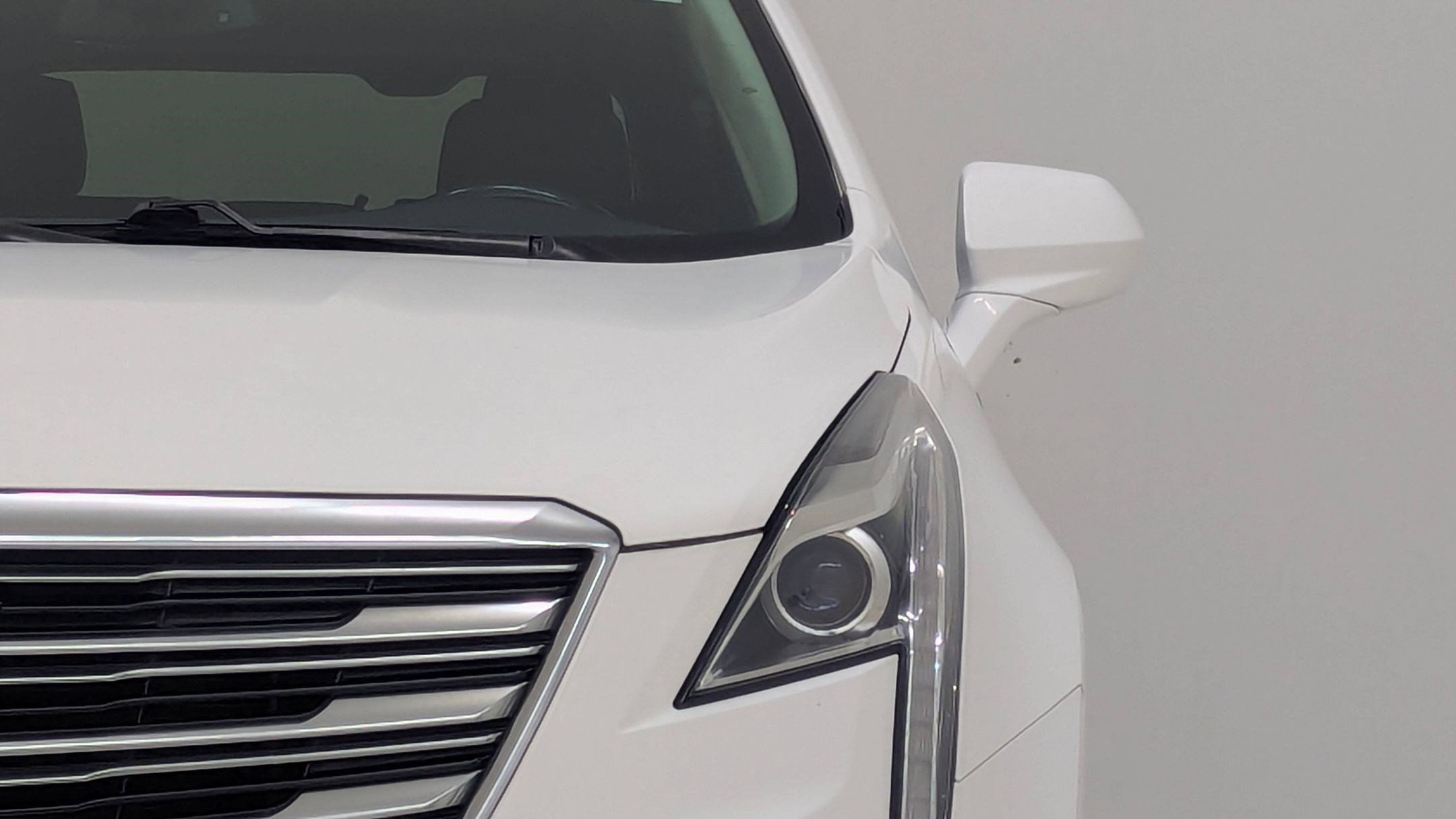 Used 2017 Cadillac XT5 Luxury w/ Driver Awareness Package image 10