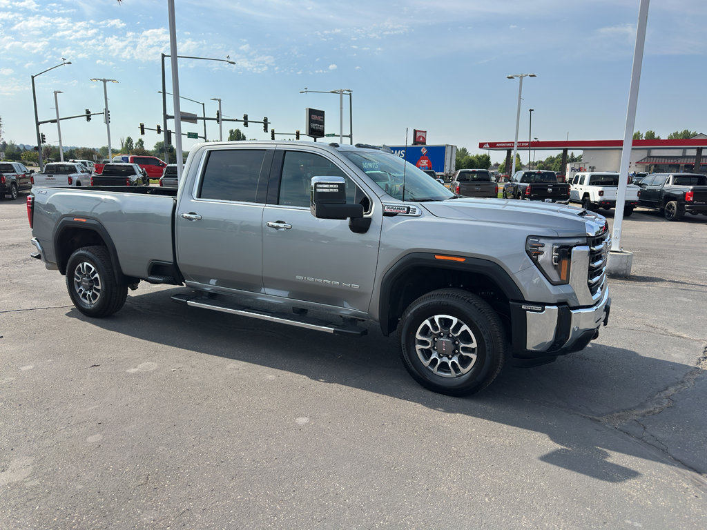 New 2025 GMC Sierra 3500 SLT w/ SLT Premium Package image 12