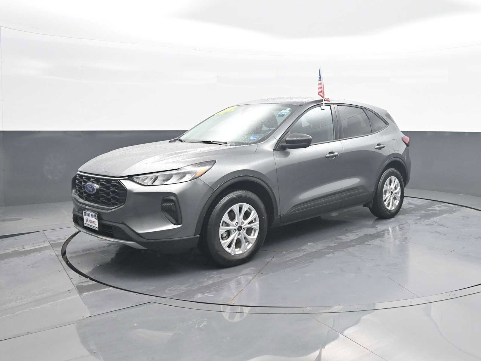 Used 2025 Ford Escape Active AWD/4WD image 4