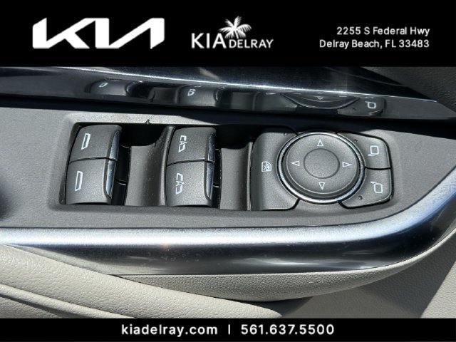 Used 2020 Cadillac XT4 Luxury FWD image 15