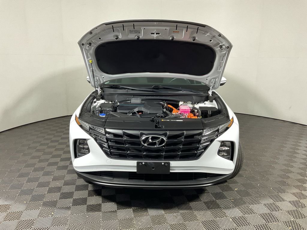Certified 2022 Hyundai Tucson SEL w/ Cargo Package AWD/4WD image 9