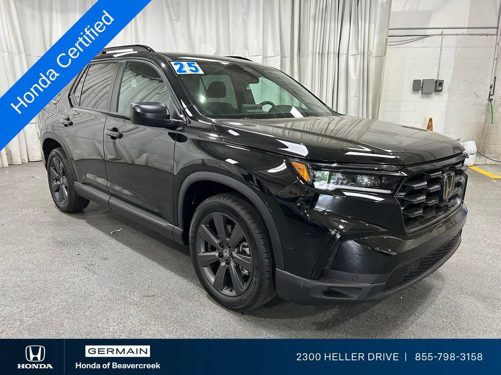 Used 2025 Honda Pilot Sport image 2