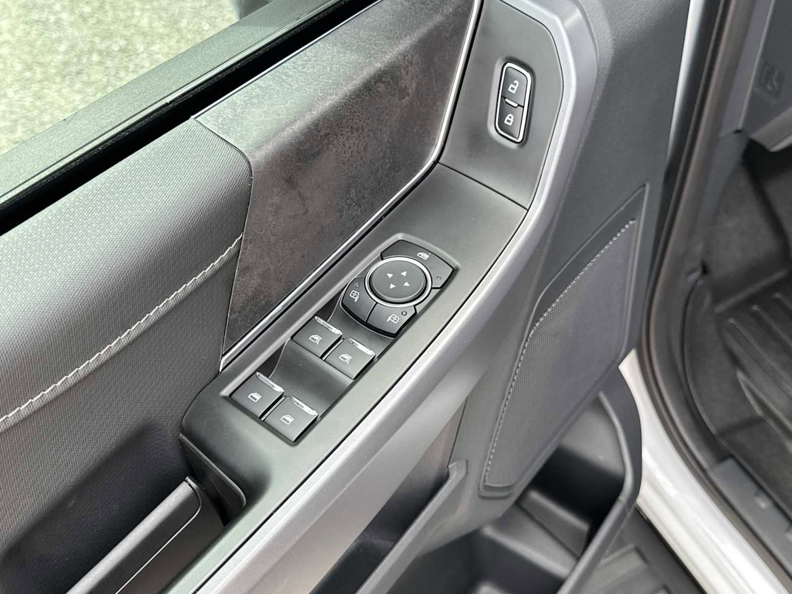 Used 2025 Ford F150 XLT w/ Equipment Group 301A Standard image 17