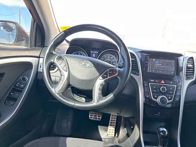 Used 2016 Hyundai Elantra GT w/ Option Group 02 image 13