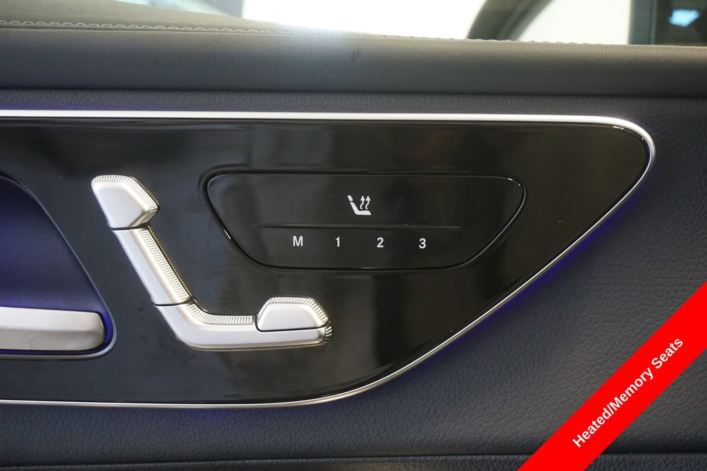 Used 2024 Mercedes-Benz GLC 300 4MATIC image 7