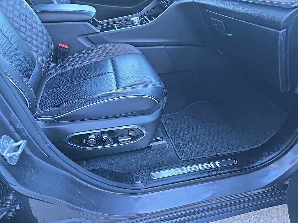 Used 2025 Jeep Grand Cherokee Summit image 83