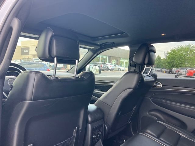 Used 2021 Jeep Grand Cherokee Limited AWD/4WD image 9